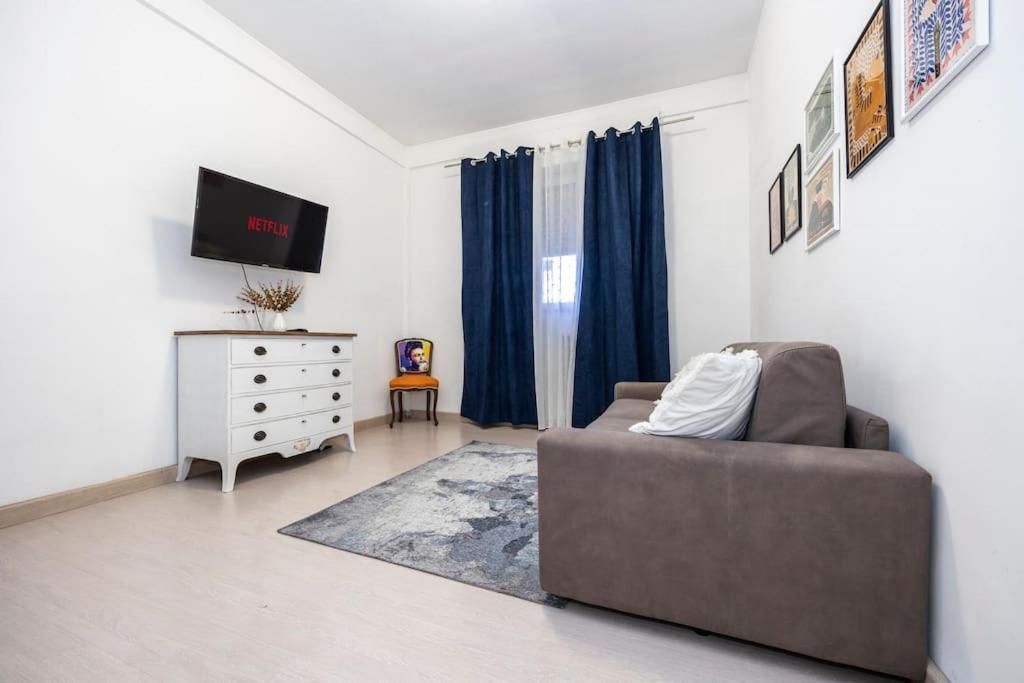 Apartment Frida Rom